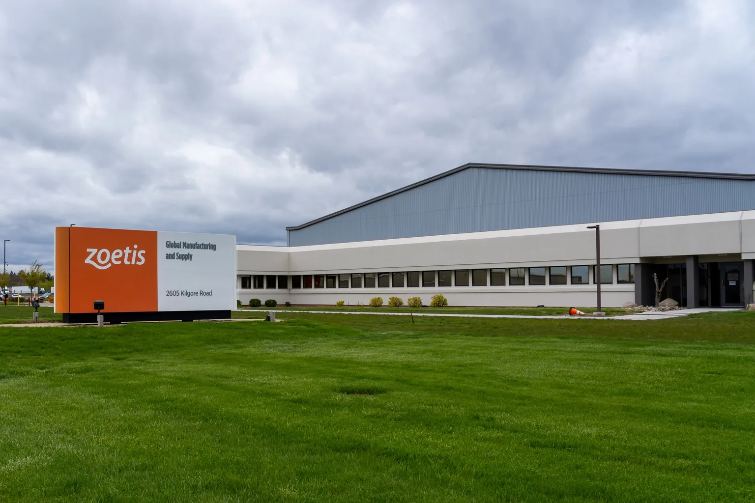 Zoetis Stock: Doubling Down on My Worst 2025 Performer